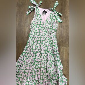 TCEC Pink Floral Tiered Tie-Shoulder Maxi Dress on Green